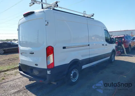 2021 Ford Transit-250 z USA, uszkodzony, nr VIN 1FTBR1C83MKA88607